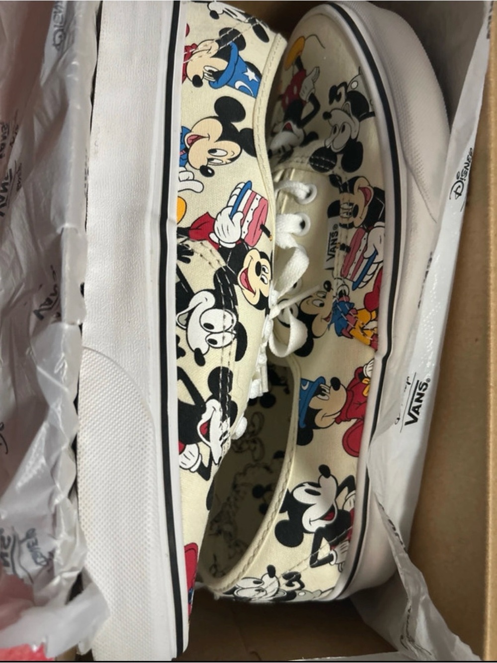Disney Mickey True Original Limited Edition Vans - Picture 4 of 7